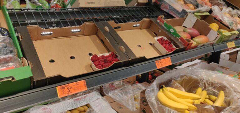 One of the needs or problems of retail chains may be alternative delivery methods - pictured here is a raspberry delivered directly to the shop.